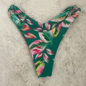 Skatie Suzanne bikini bottom in Tortuga